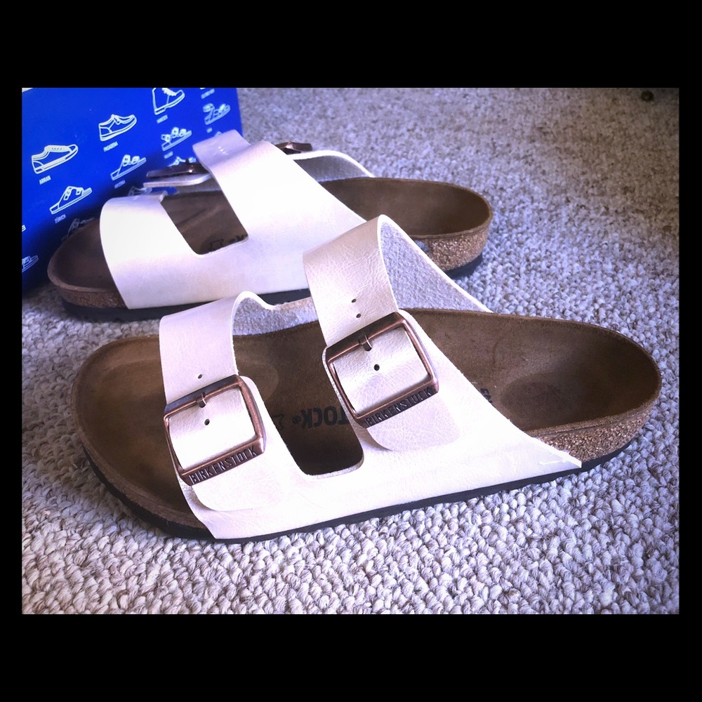 Size 39 Pearl White Birkenstock’s